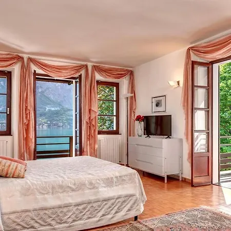Il Cigno Lakeside 아파트
